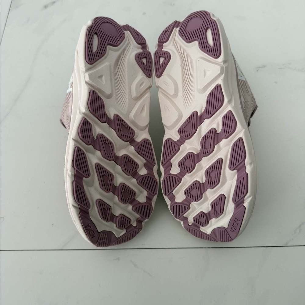 Hoka One Clifton 9 Women’s Running Shoe size 6B, 6.5B, 7B, 7.5B - Picture 5 of 5